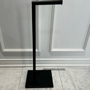 Sleek Black standalone toilet paper holder